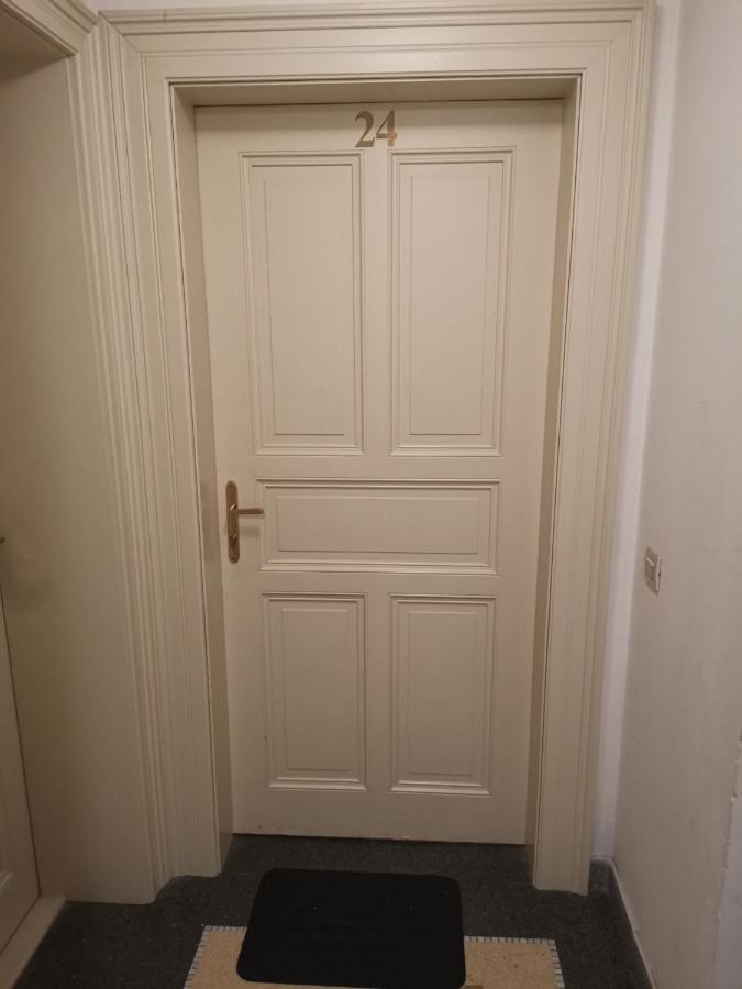 quiet apartment in Prague center Extérieur photo